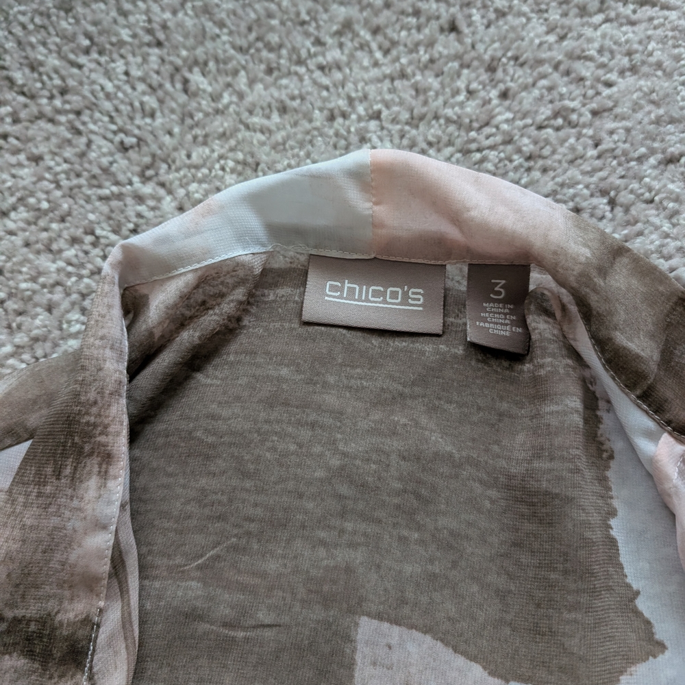 Women's Abstract Pattern Sweater - Picture 2 of 2